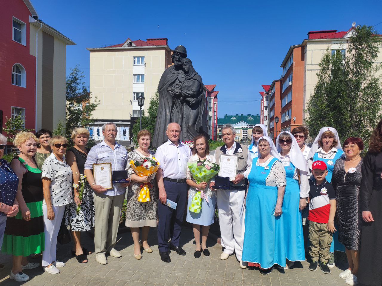 ГЛАВА БЕЛОЯРСКОГО РАЙОНА ПРИНЯЛ УЧАСТИЕ В ПРАЗДНИКЕ КО ДНЮ СЕМЬИ ЛЮБВИ И ВЕРНОСТИ.